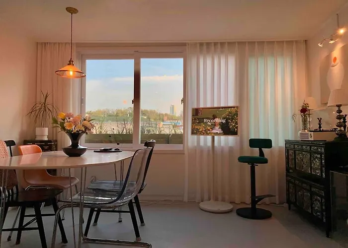 Secret , Korean Traditional And Morden Mix Design Villa